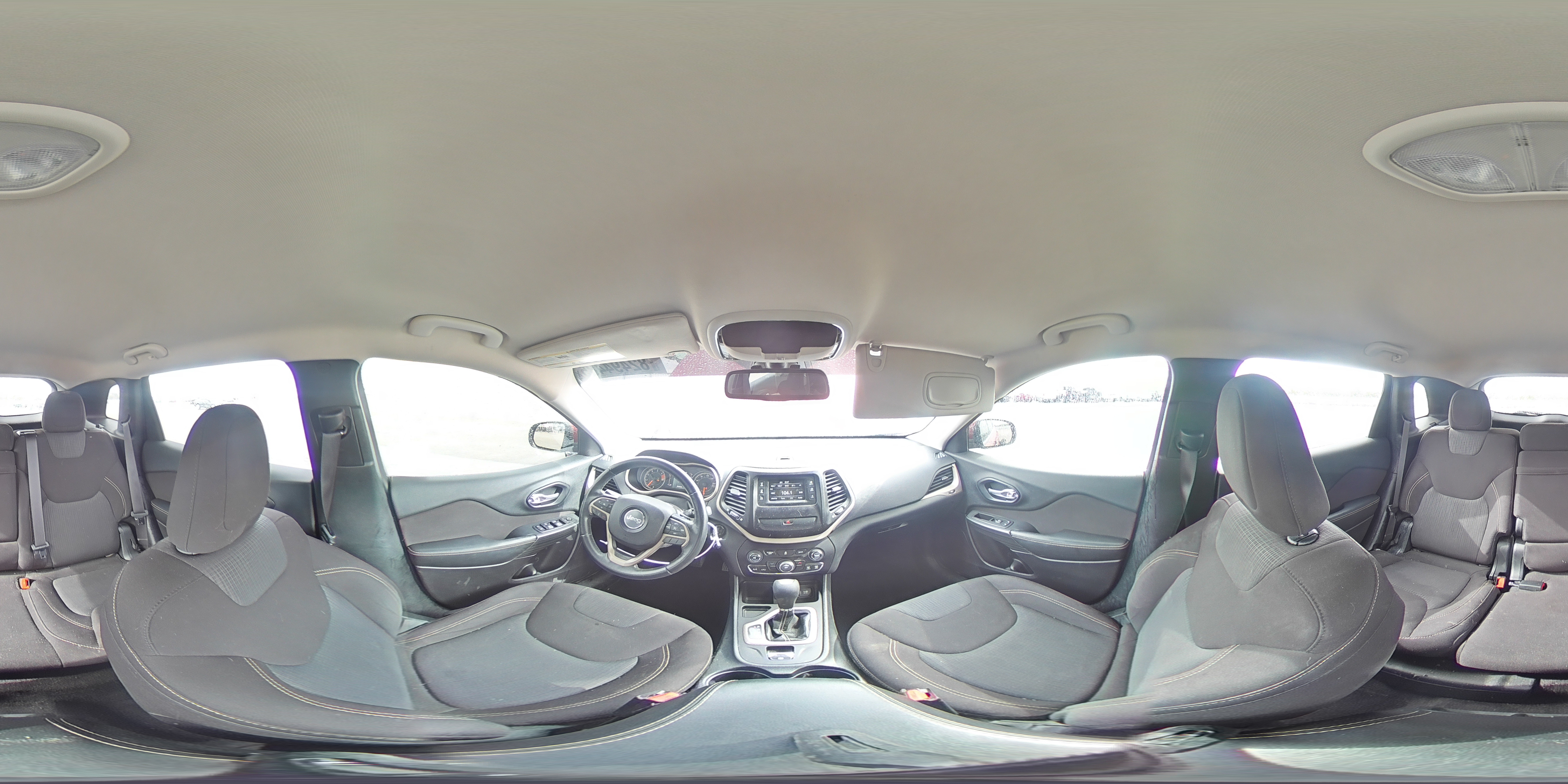 2016 Jeep Cherokee Latitude VIN: 1C4PJLCBXGW238584 Lot: 82494485