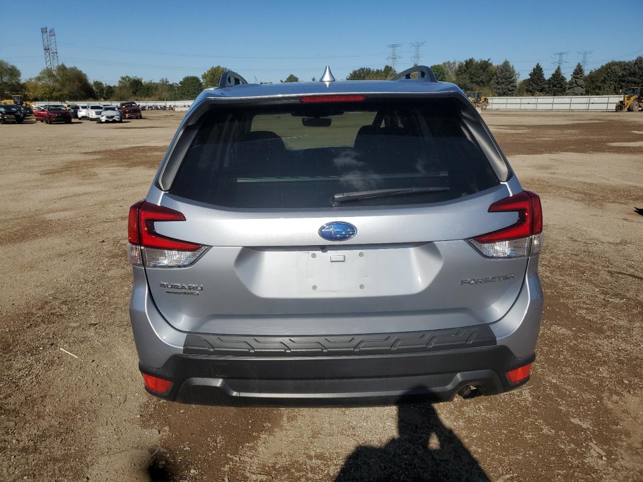 2022 Subaru Forester Premium VIN: JF2SKAEC8NH443258 Lot: 85702895