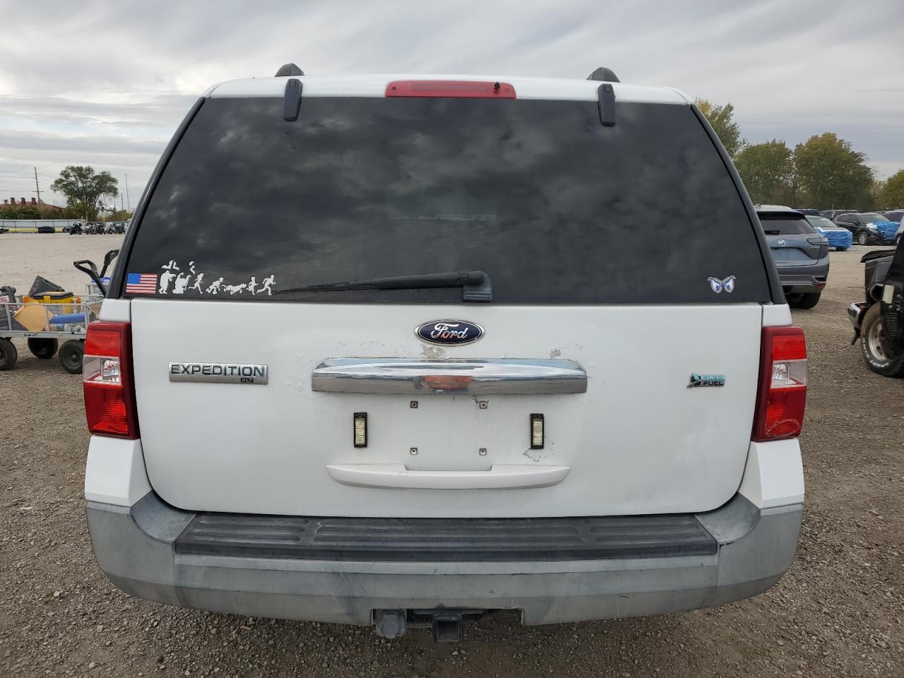 2010 Ford Expedition Xlt VIN: 1FMJU1G58AEB58019 Lot: 82628615
