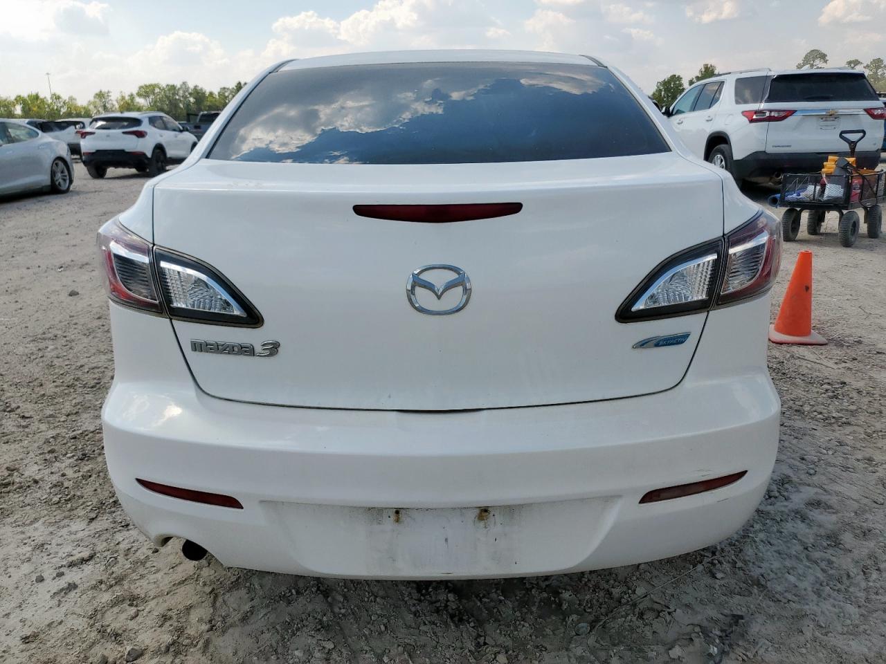 2013 Mazda 3 I VIN: JM1BL1U80D1705306 Lot: 84981635