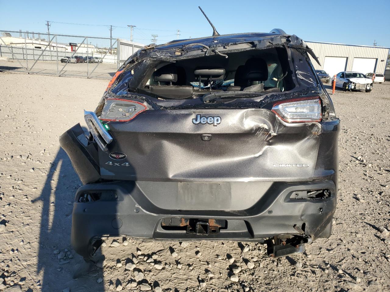 2017 Jeep Cherokee Limited VIN: 1C4PJMDS2HW521633 Lot: 85747425