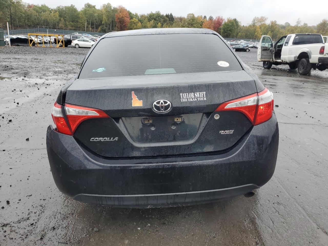 2015 Toyota Corolla L VIN: 5YFBURHEXFP333337 Lot: 82414025