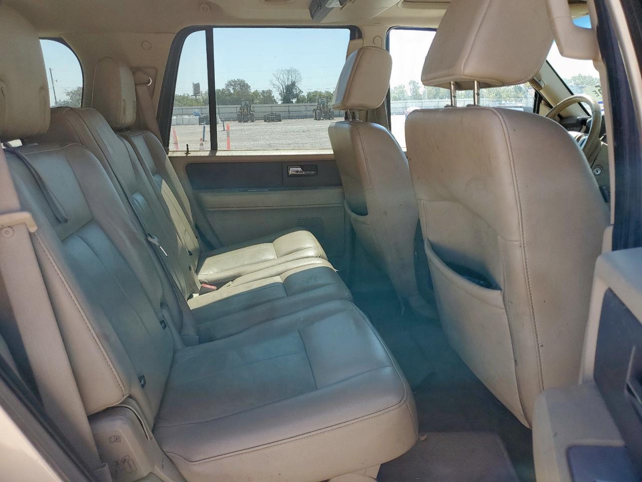 2008 Ford Expedition Xlt VIN: 1FMFU16558LA44900 Lot: 84927835