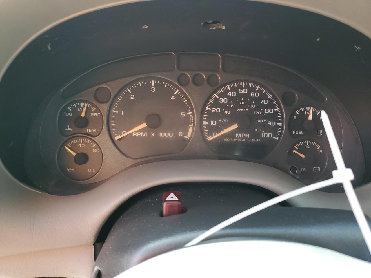 2002 Chevrolet Blazer VIN: 1GNCS18W92K117340 Lot: 84865105