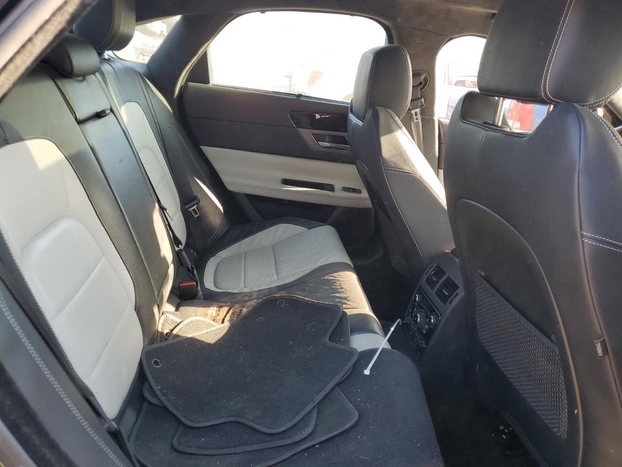 2016 Jaguar Xf R - Sport VIN: SAJBF4BV0GCY00220 Lot: 85268005