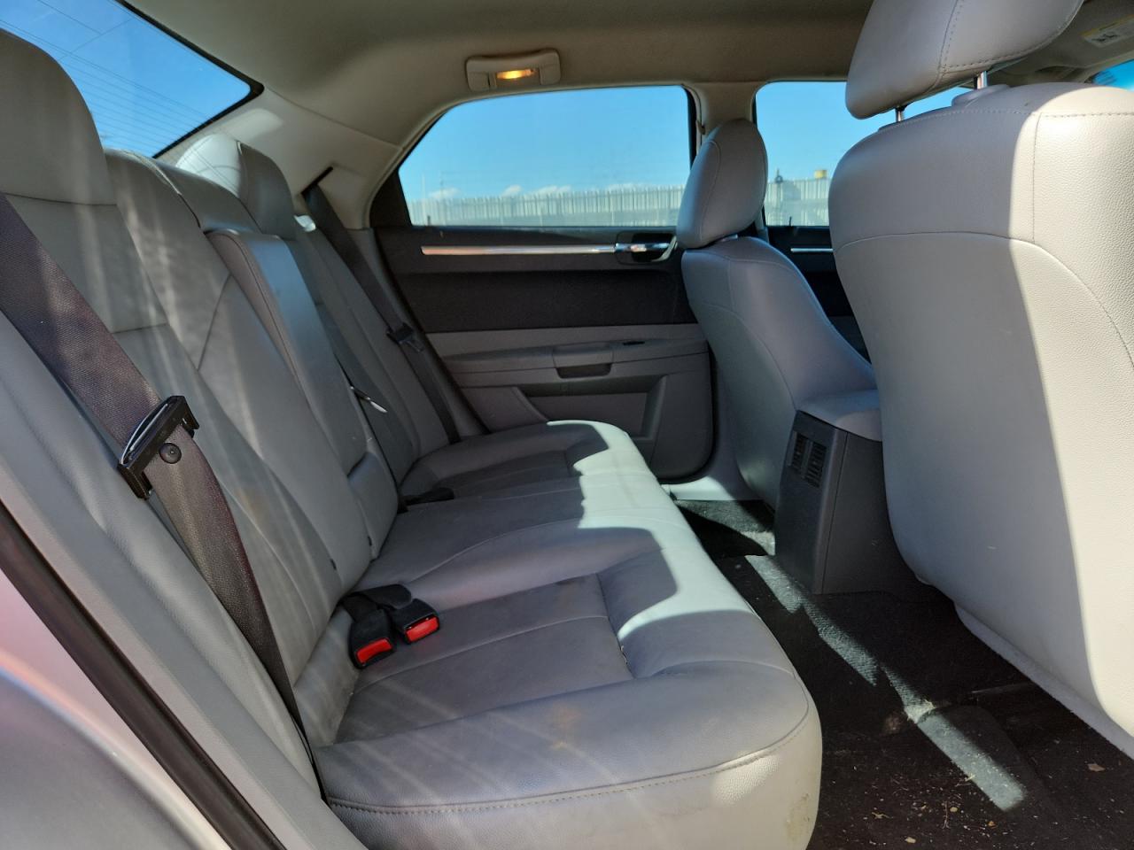 2006 Chrysler 300 Touring VIN: 2C3KK53G06H500905 Lot: 84818185