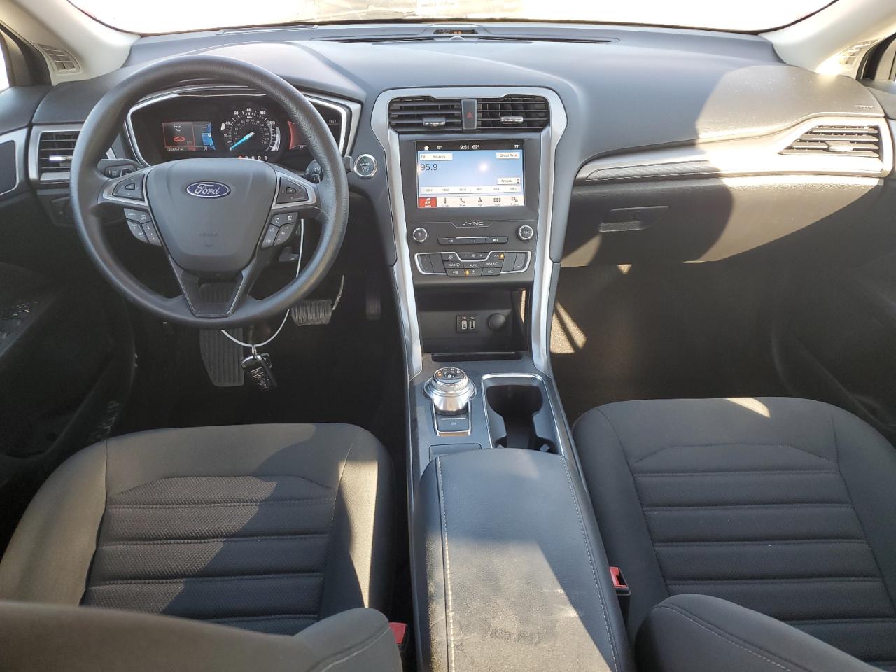 2019 Ford Fusion Se VIN: 3FA6P0HD0KR193983 Lot: 85122495