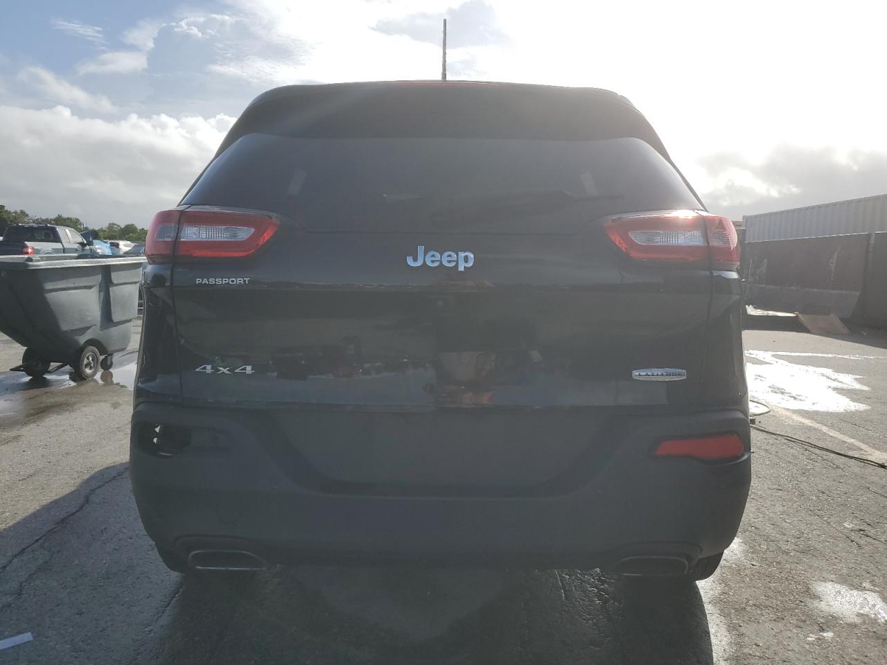 2017 Jeep Cherokee Latitude VIN: 1C4PJMCS5HW626166 Lot: 81584275
