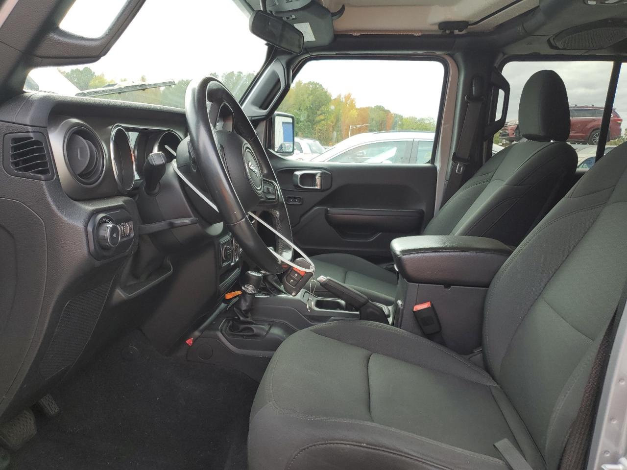 2019 Jeep Wrangler Unlimited S VIN: 1C4HJXDN1KW682109 Lot: 85285535