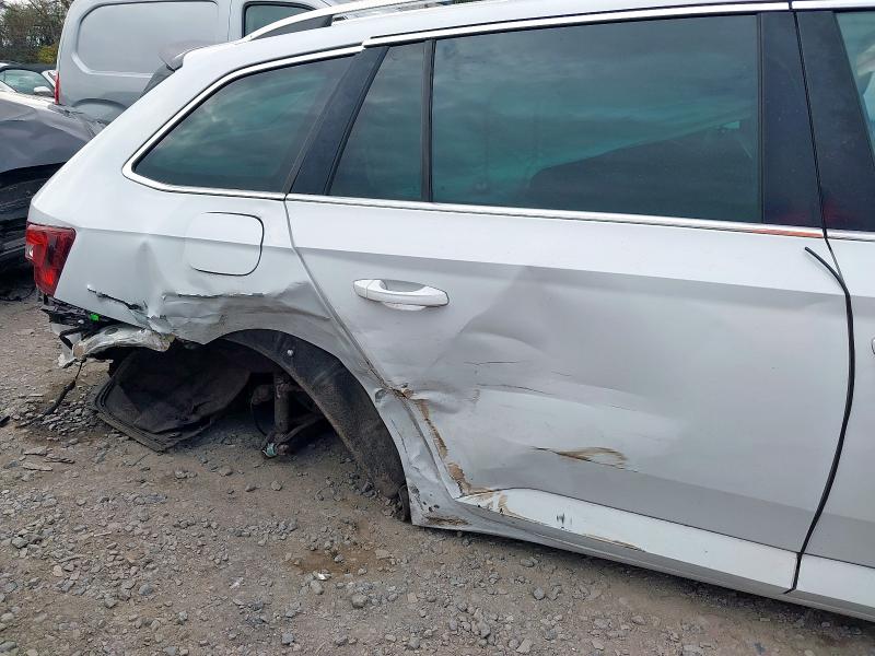 2015 SKODA SUPERB 2.0 TDI CR SE L EXECUTIVE 5DR