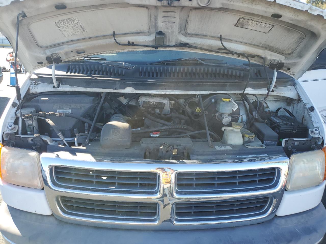 2000 Dodge Ram Van B1500 VIN: 2B6HB11Y6YK129382 Lot: 89992475