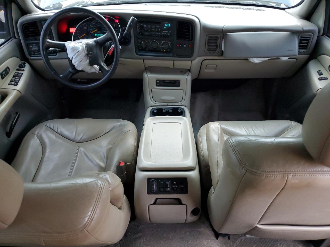 2000 GMC Yukon VIN: 1GKEC13T3YJ166838 Lot: 82201705