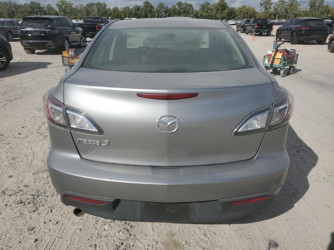 2010 Mazda 3 I VIN: JM1BL1SG7A1349748 Lot: 85555565