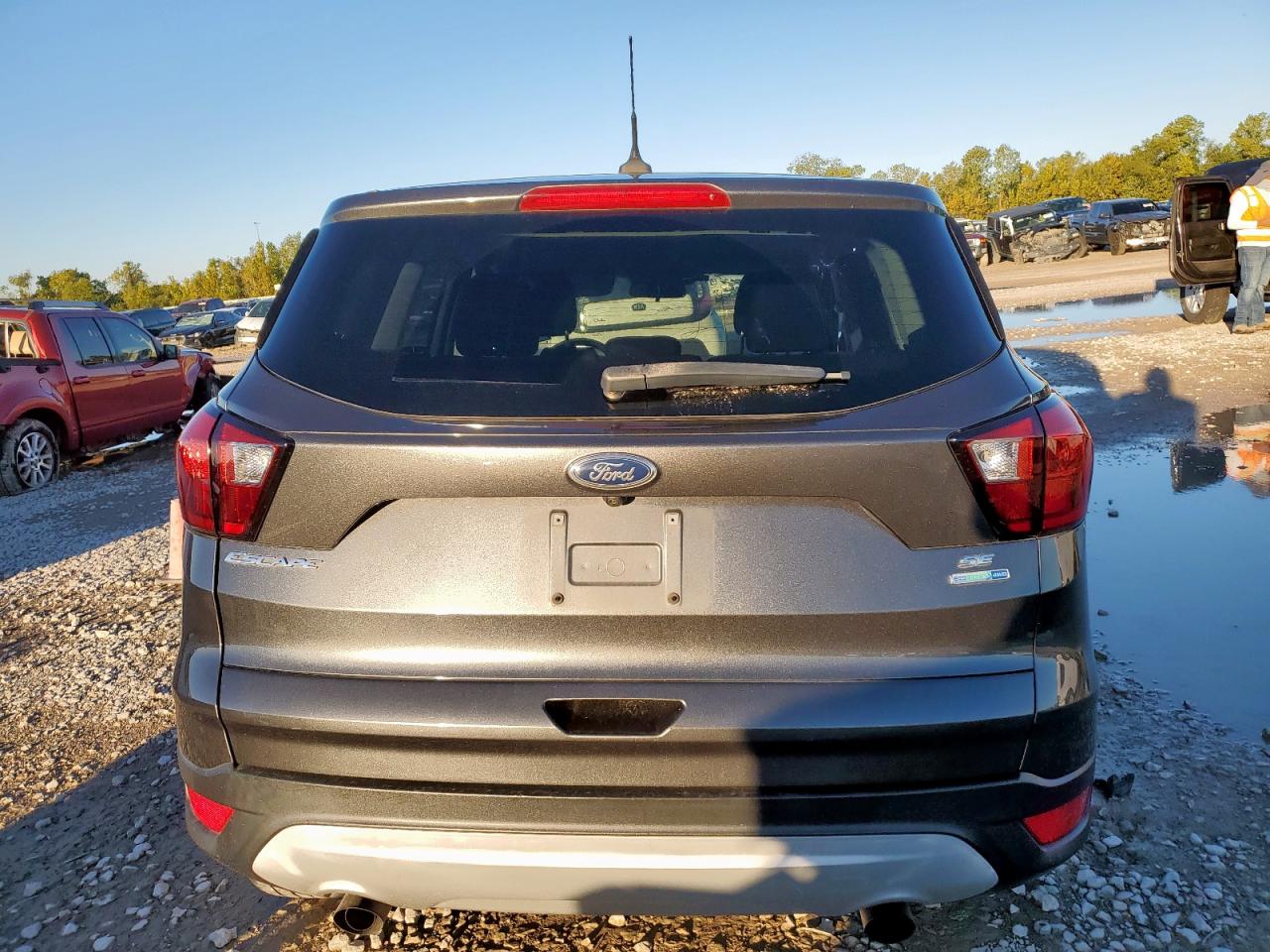 2019 Ford Escape Se VIN: 1FMCU9GD9KUB38299 Lot: 86814875