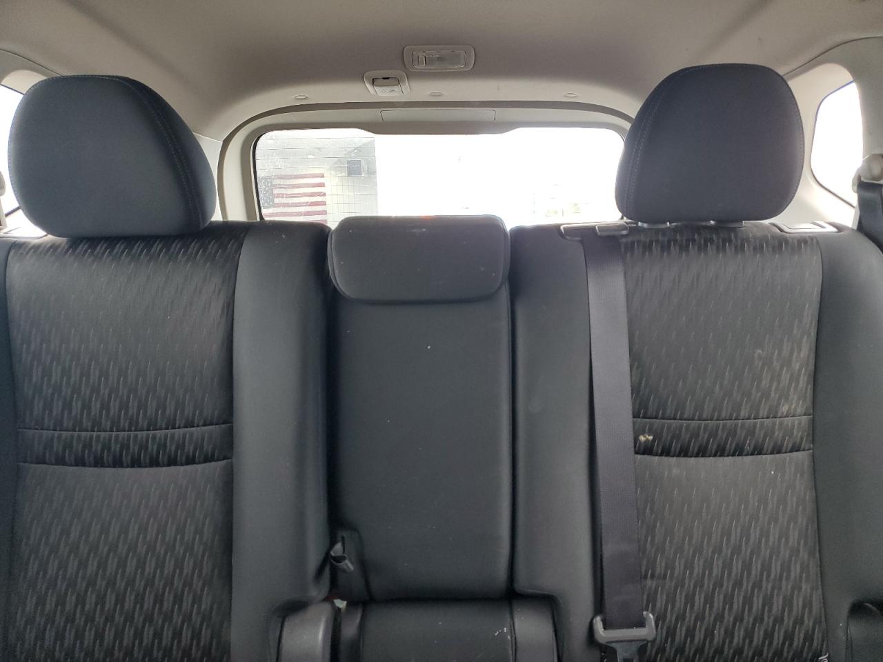 2019 Nissan Rogue S VIN: KNMAT2MV1KP527813 Lot: 85558455