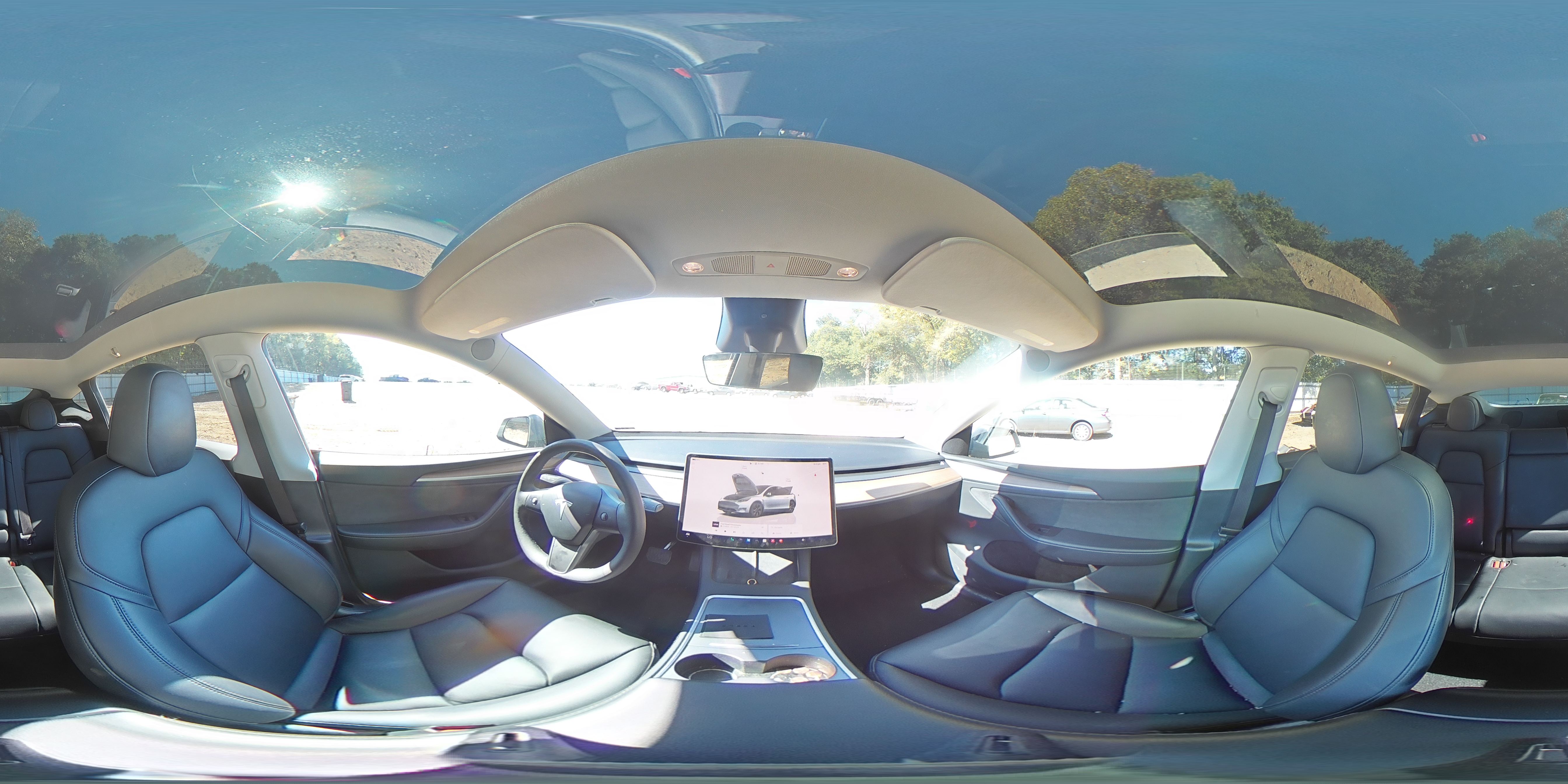 2024 Tesla Model Y VIN: 7SAYGDEDXRA334052 Lot: 82443385