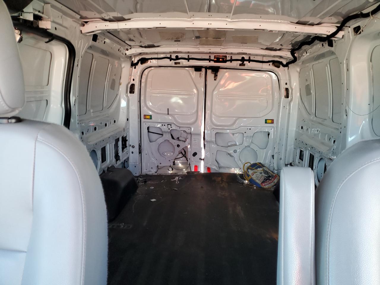 2017 Ford Transit T-150 VIN: 1FTYE1ZM4HKA72903 Lot: 84230375