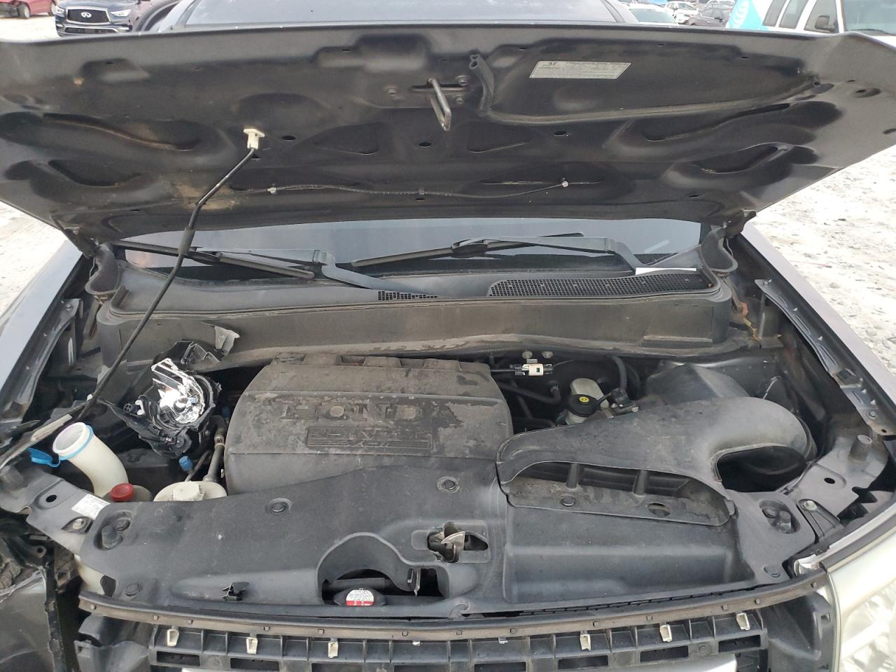 2011 Honda Pilot Lx VIN: 5FNYF4H25BB100405 Lot: 81937325