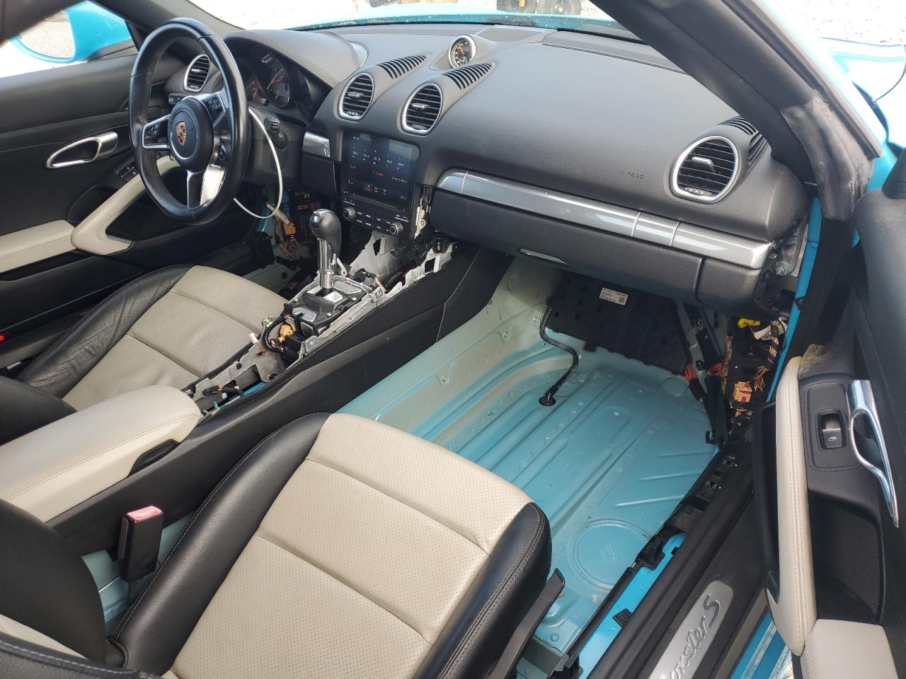 2018 Porsche Boxster S VIN: WP0CB2A85JS228217 Lot: 90007745