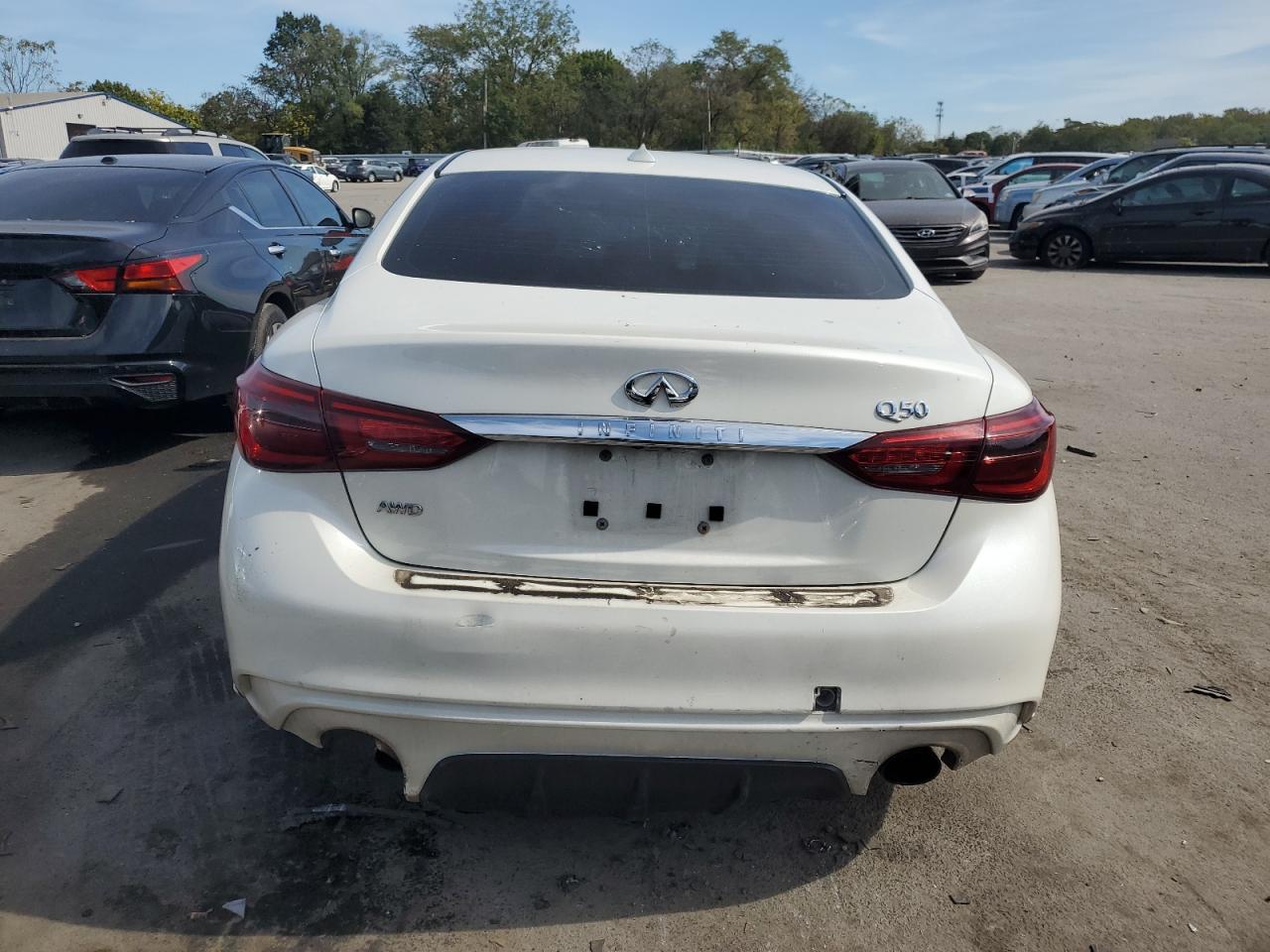 2018 Infiniti Q50 Luxe VIN: JN1EV7ARXJM610711 Lot: 71953505