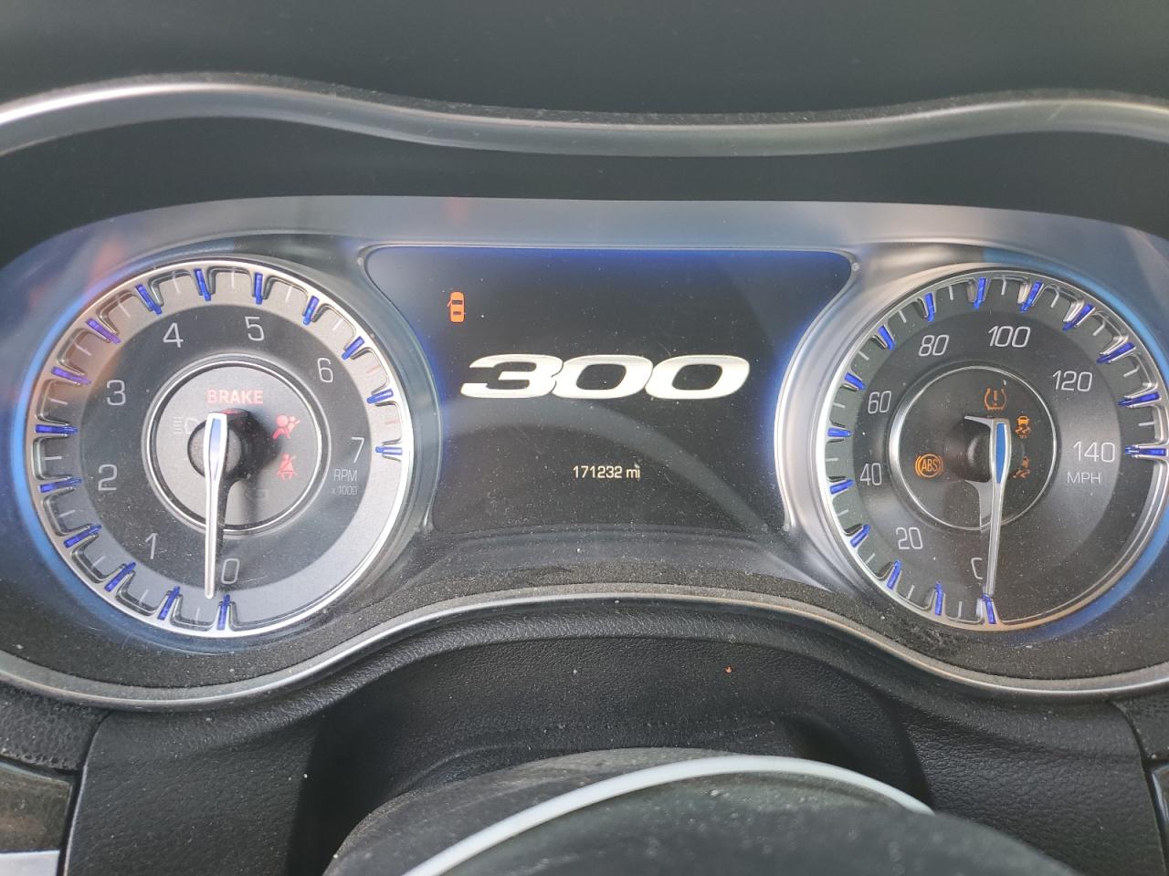 2016 Chrysler 300C VIN: 2C3CCAEG1GH128418 Lot: 82693765