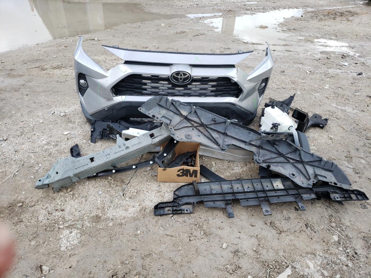 2021 Toyota Rav4 Xle VIN: 2T3W1RFV4MC151408 Lot: 84789555