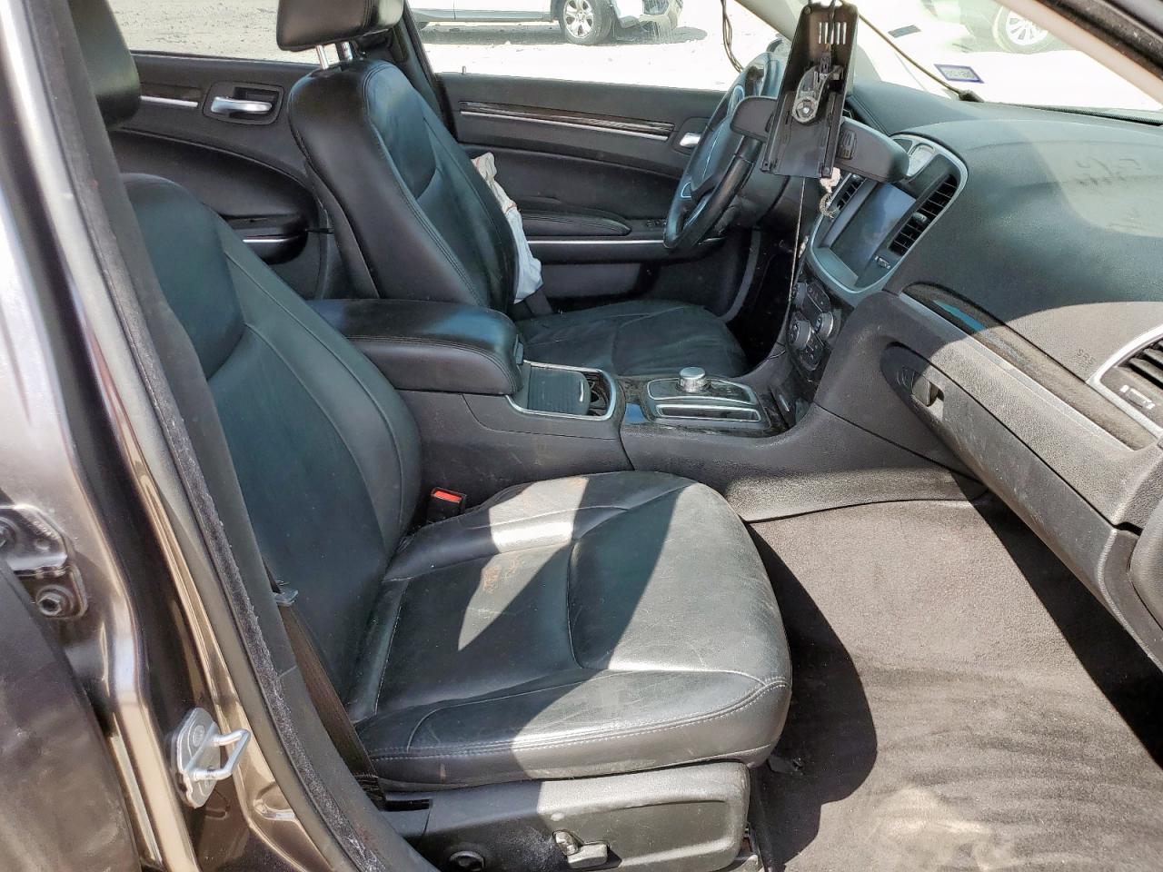 2015 Chrysler 300 Limited VIN: 2C3CCAAG9FH838039 Lot: 85265925