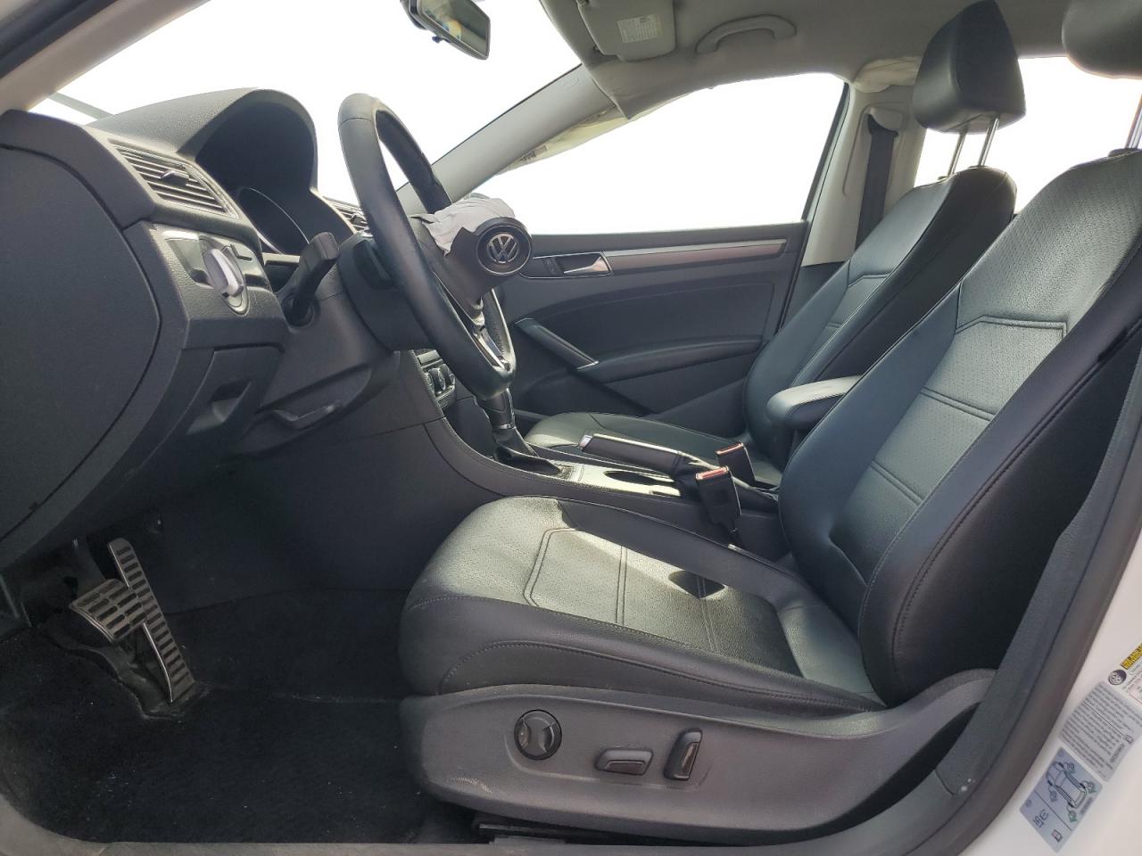 2017 Volkswagen Passat R-Line VIN: 1VWDT7A37HC069835 Lot: 82406055