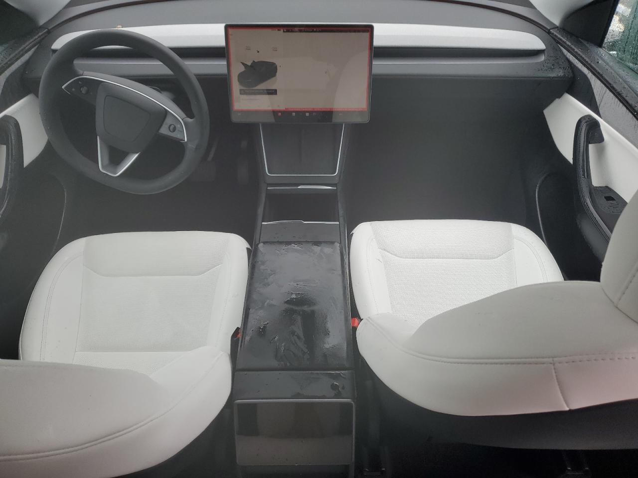 2026 Tesla Model Y VIN: 7SAYGDED7TA453913 Lot: 90551525