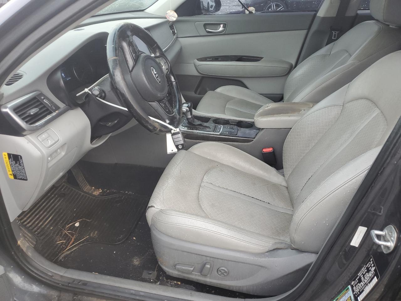 2016 Kia Optima Ex VIN: 5XXGU4L38GG010817 Lot: 82243285