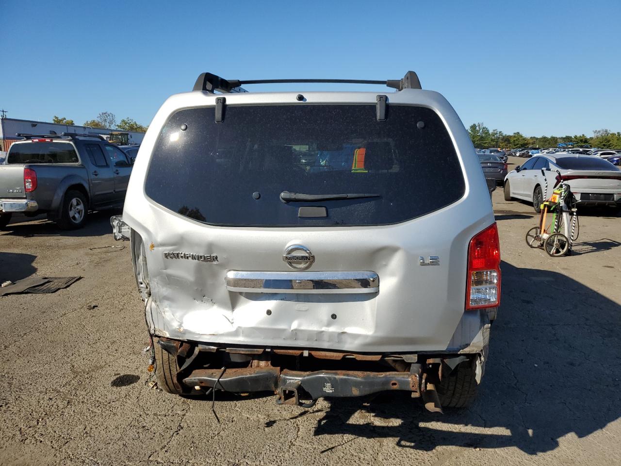 2011 Nissan Pathfinder S VIN: 5N1AR1NB3BC625421 Lot: 81765135