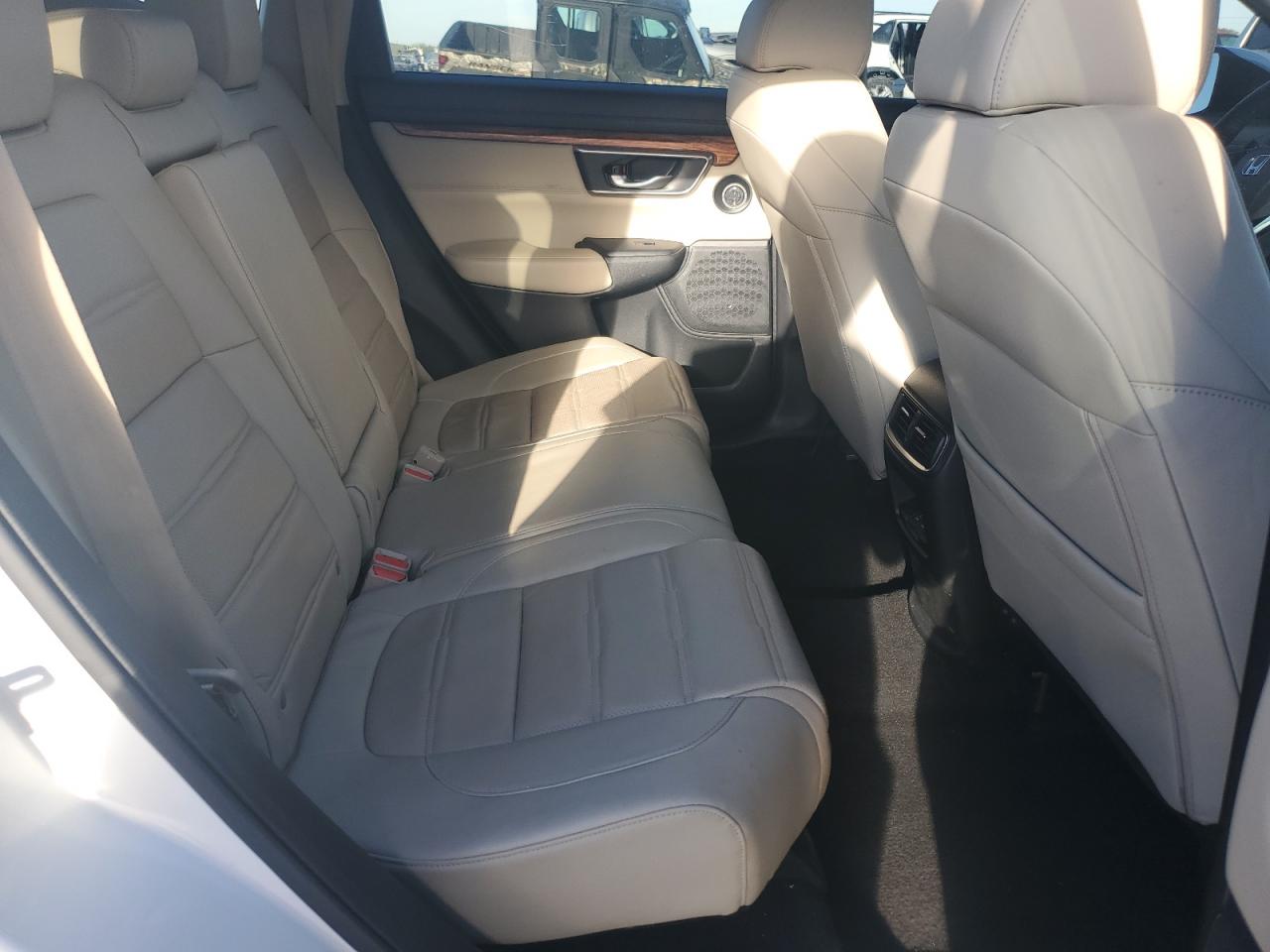 2018 Honda Cr-V Touring VIN: 2HKRW2H91JH621305 Lot: 87024695