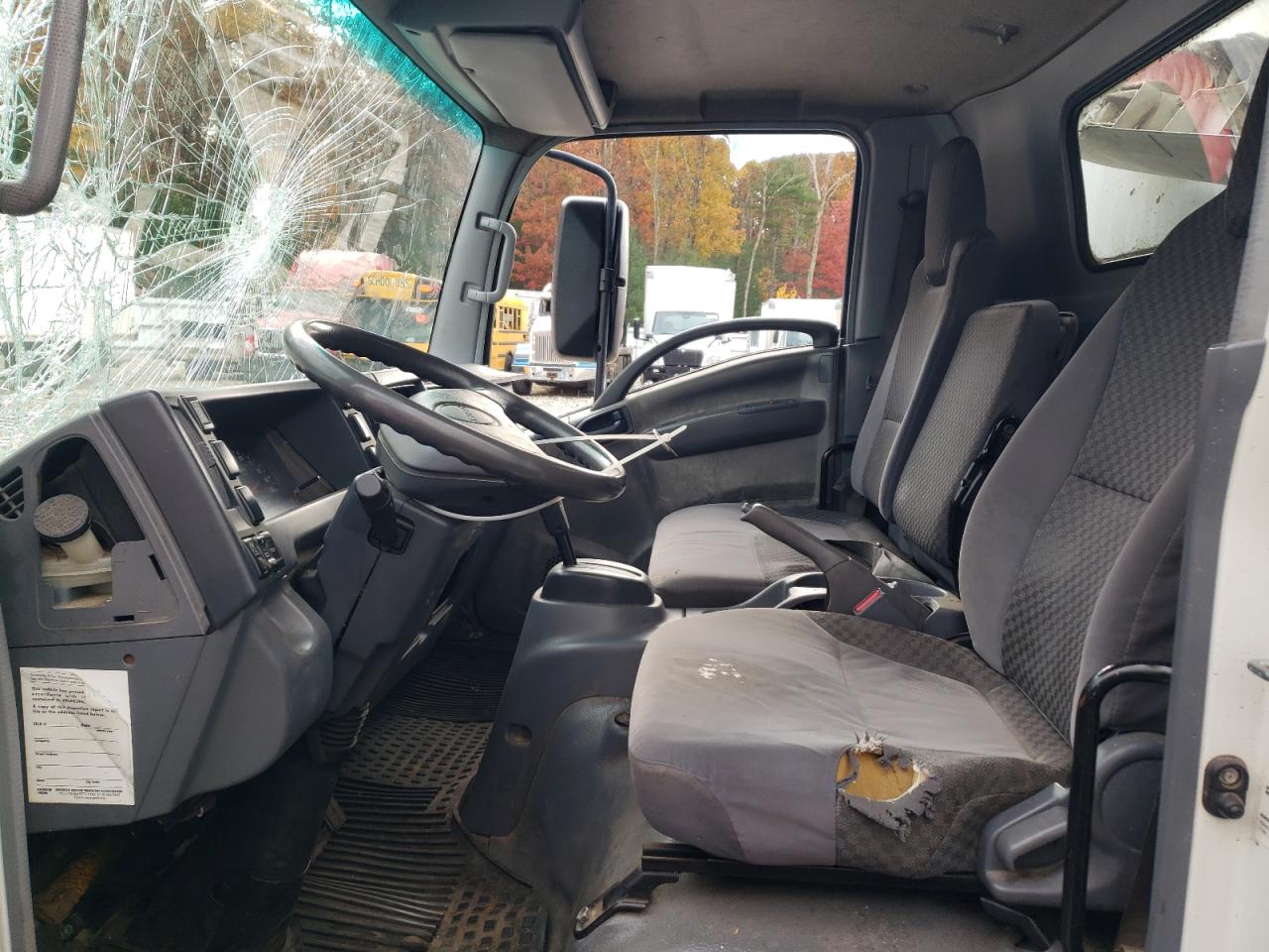 2009 Isuzu Npr Box Truck VIN: 4KLB4W1N39J801961 Lot: 86231835