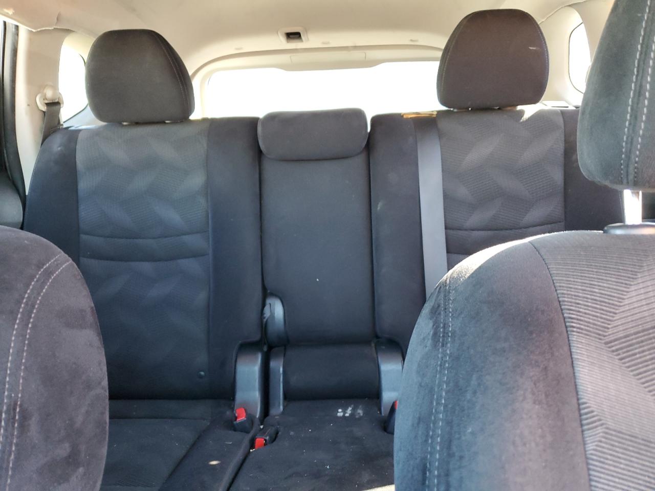 2015 Nissan Rogue S VIN: 5N1AT2MK8FC801846 Lot: 82572555