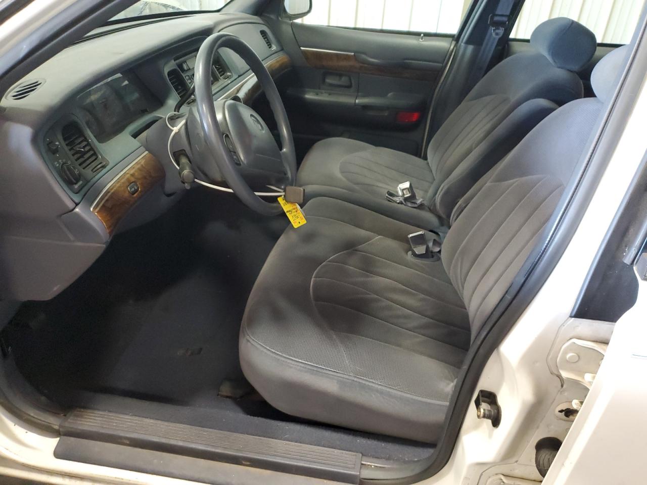 1999 Mercury Grand Marquis Gs VIN: 2MEFM74W5XX633769 Lot: 85715155