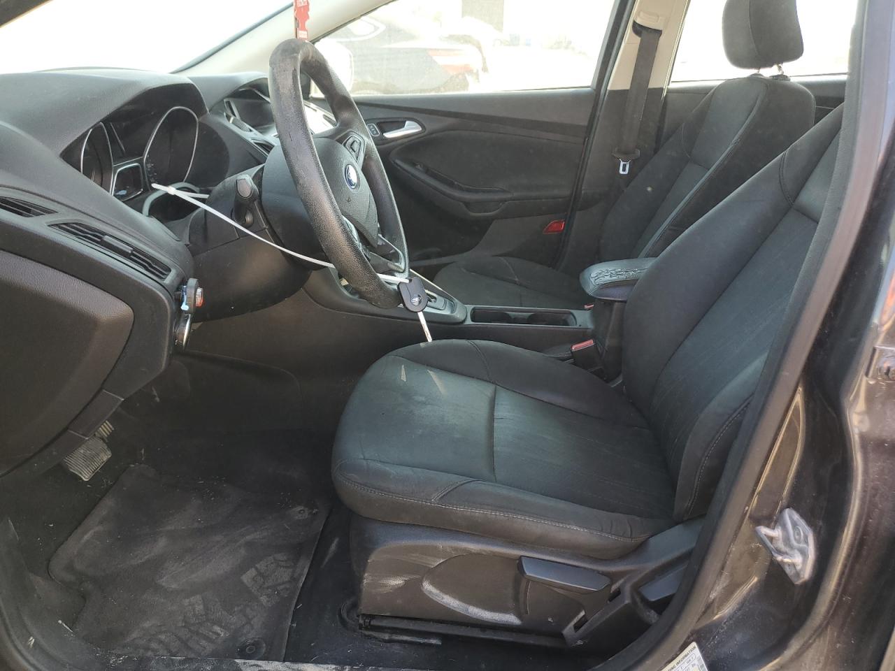 2016 Ford Focus Se VIN: 1FADP3F24GL247737 Lot: 81472375