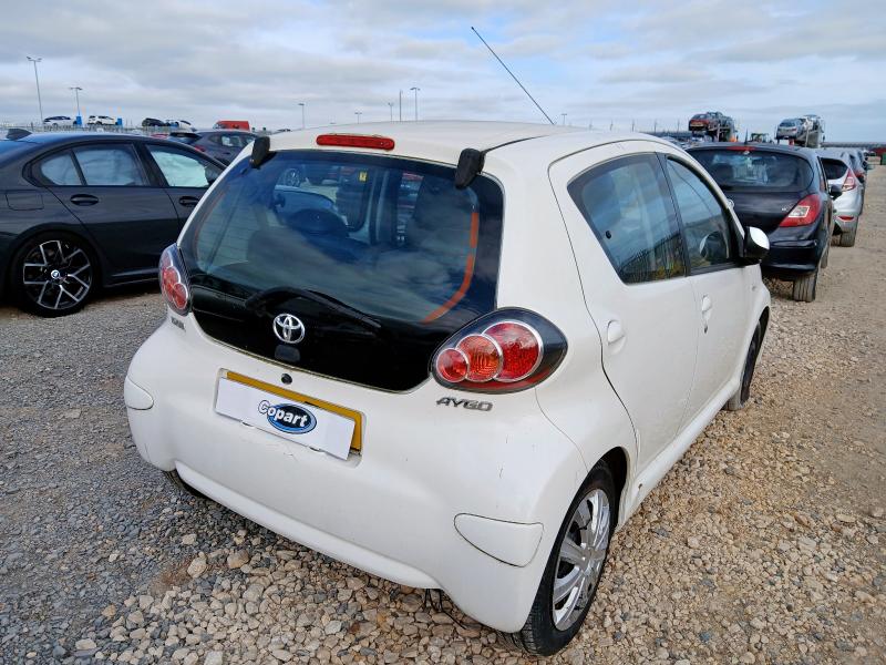 2013 TOYOTA AYGO MOVE VVT-I 