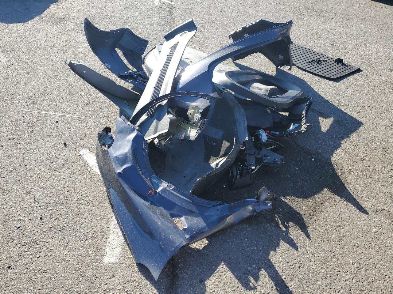 2023 Tesla Model Y VIN: 7SAYGAEE2PF646213 Lot: 84785885