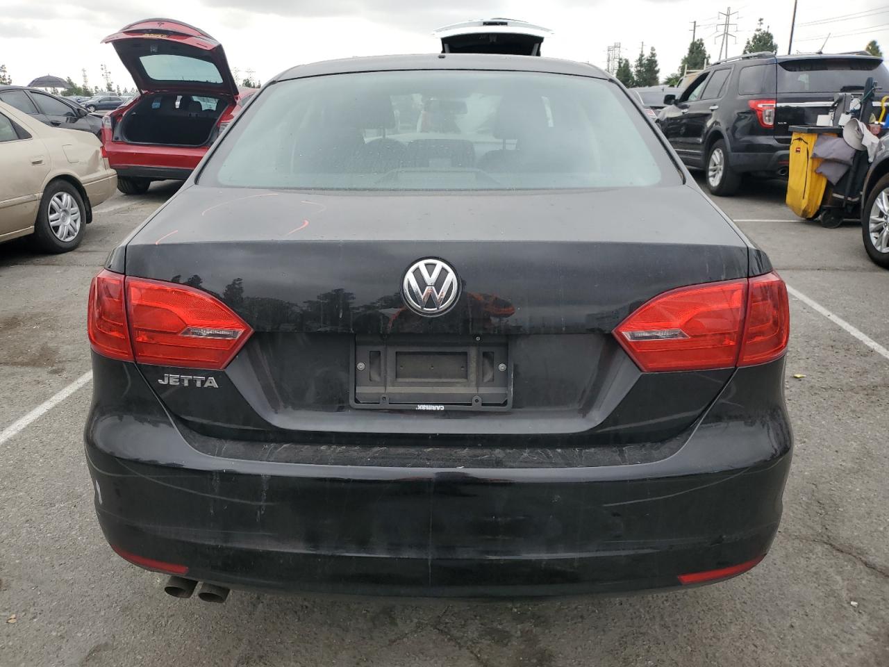 2014 Volkswagen Jetta Base VIN: 3VW2K7AJ5EM333587 Lot: 84480545