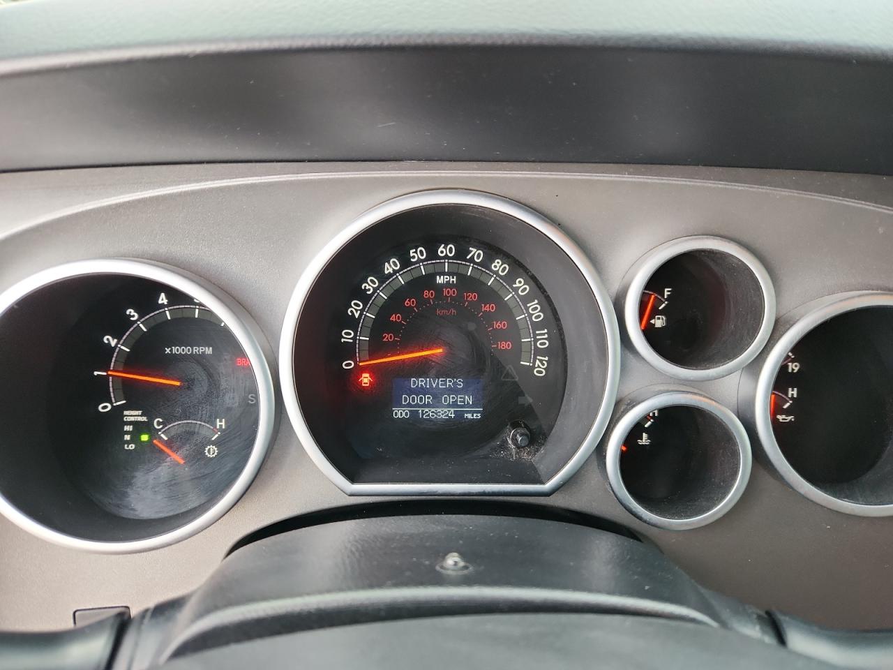 2014 Toyota Sequoia Platinum VIN: 5TDDY5G10ES099395 Lot: 90130985