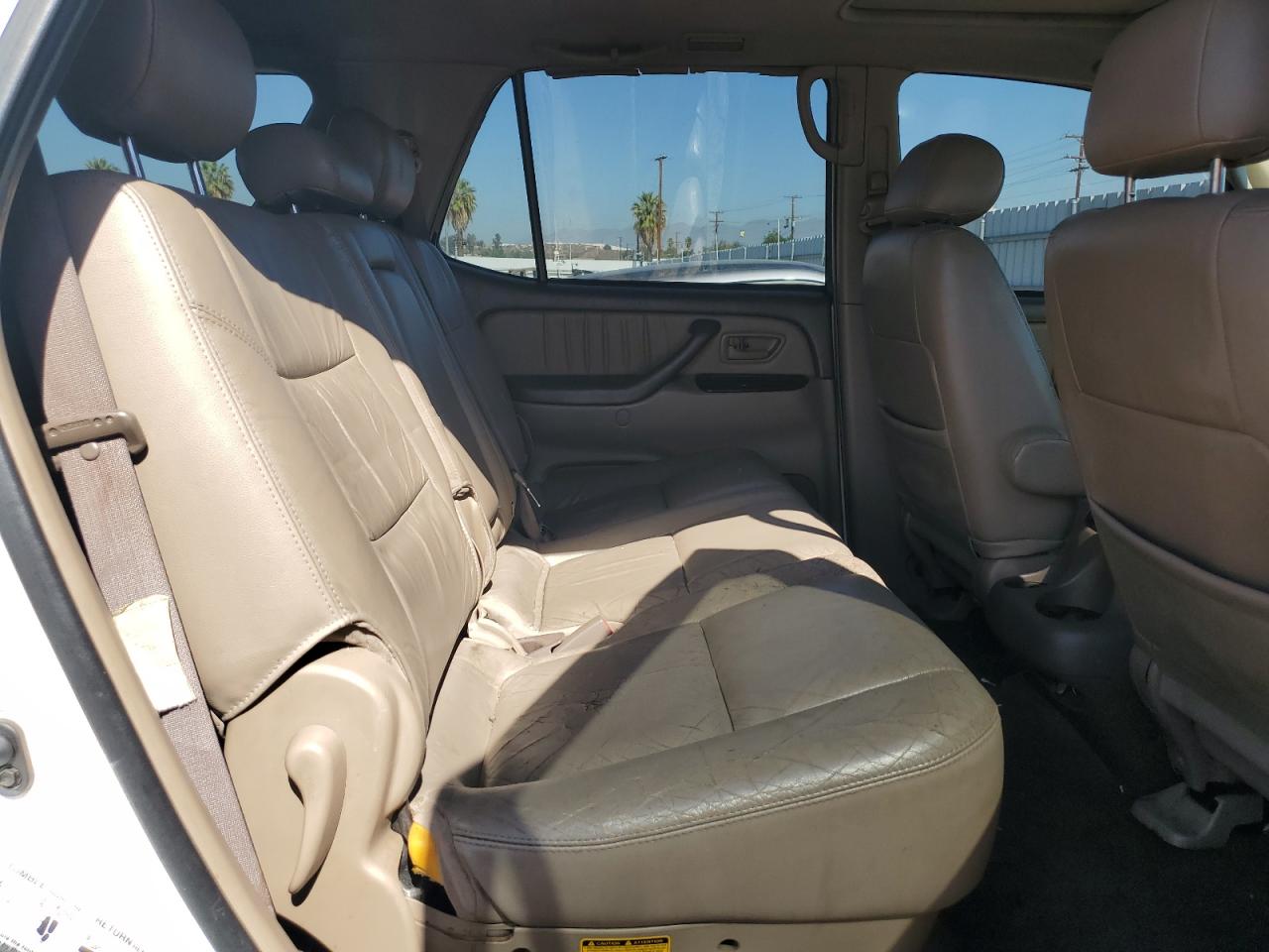 2002 Toyota Sequoia Limited VIN: 5TDZT38A12S088733 Lot: 84058705