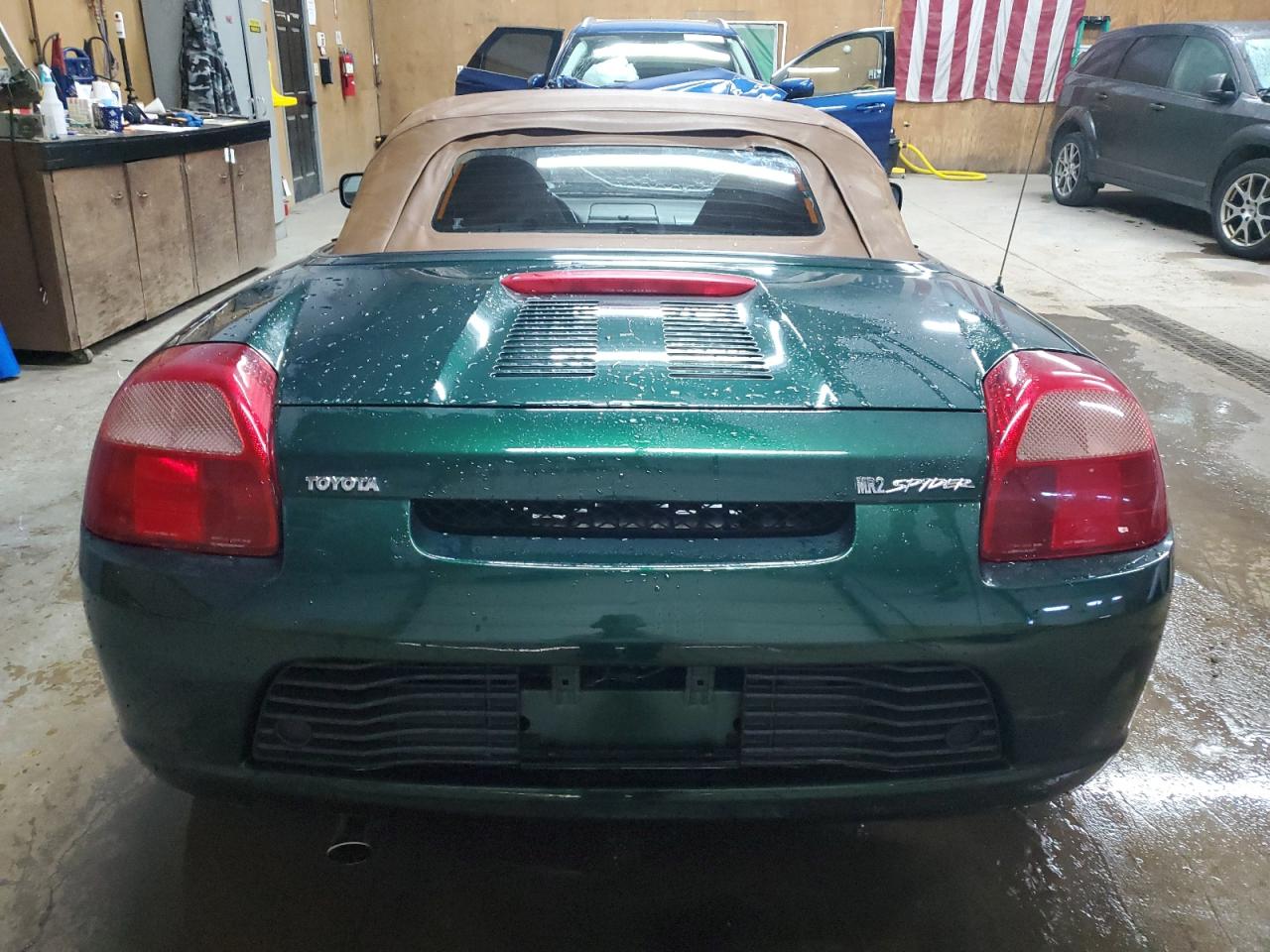 2002 Toyota Mr2 Spyder VIN: JTDFR320220053168 Lot: 81937255