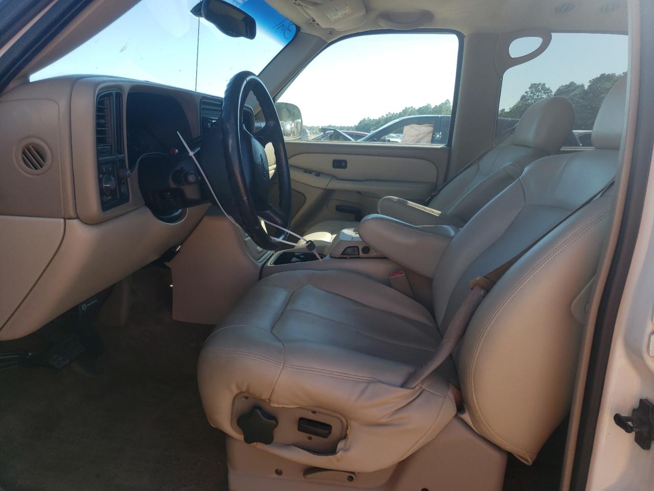 2002 Chevrolet Tahoe C1500 VIN: 1GNEC13Z62J199623 Lot: 86090175