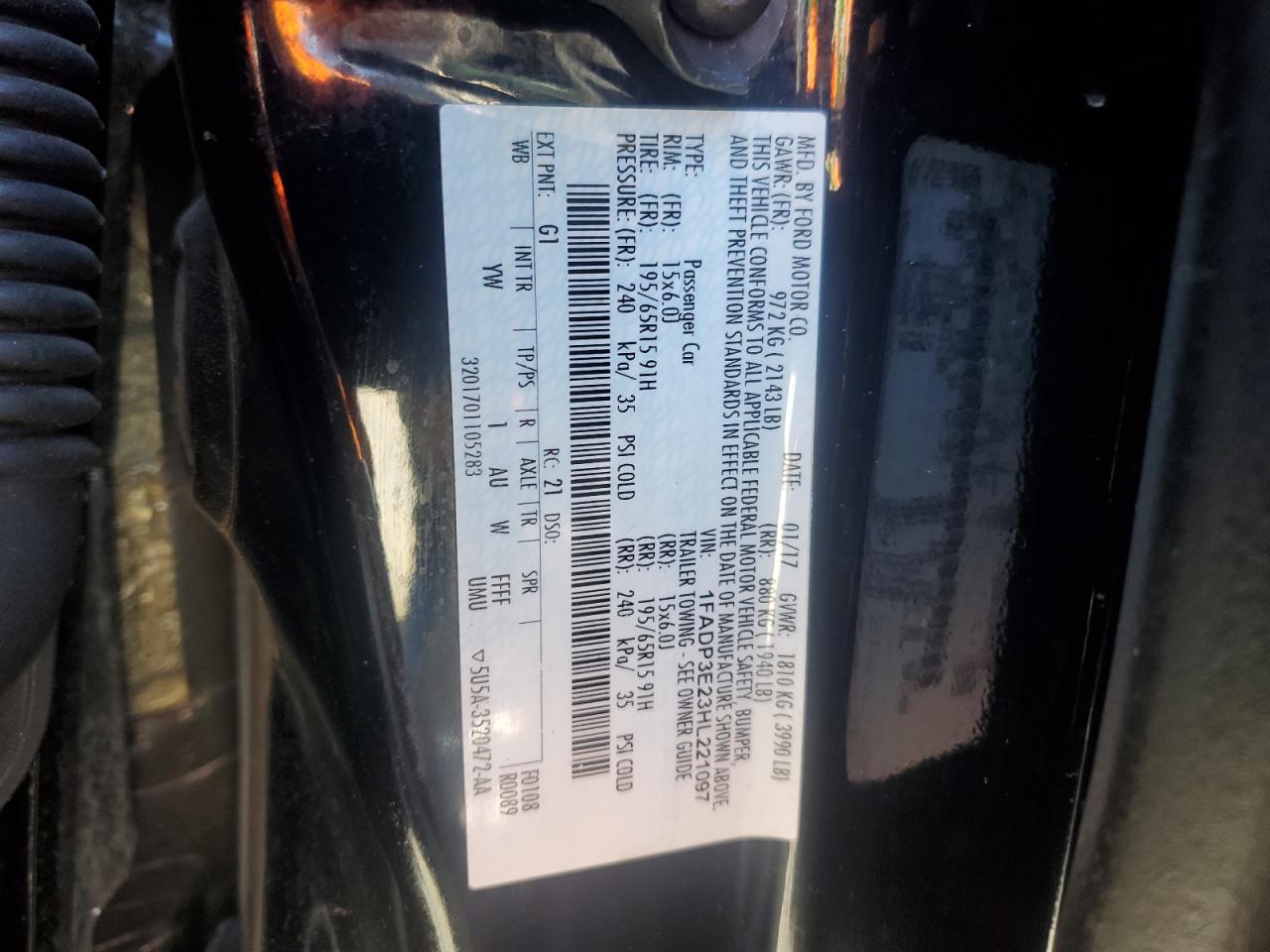 2017 Ford Focus S VIN: 1FADP3E23HL221097 Lot: 82450025