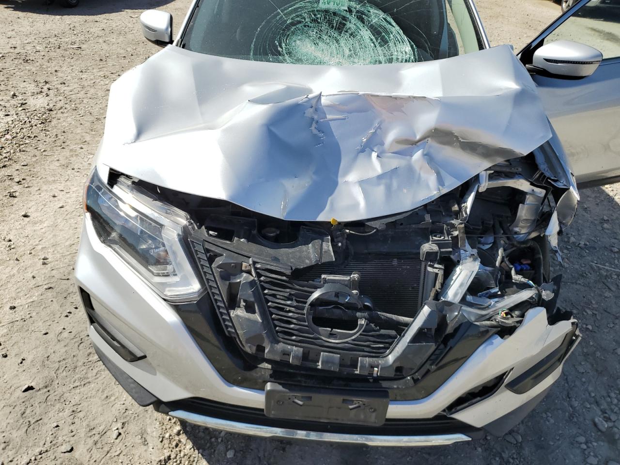 2018 Nissan Rogue S VIN: KNMAT2MT5JP570953 Lot: 82274295