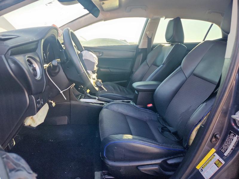 TOYOTA COROLLA 2018 Серый