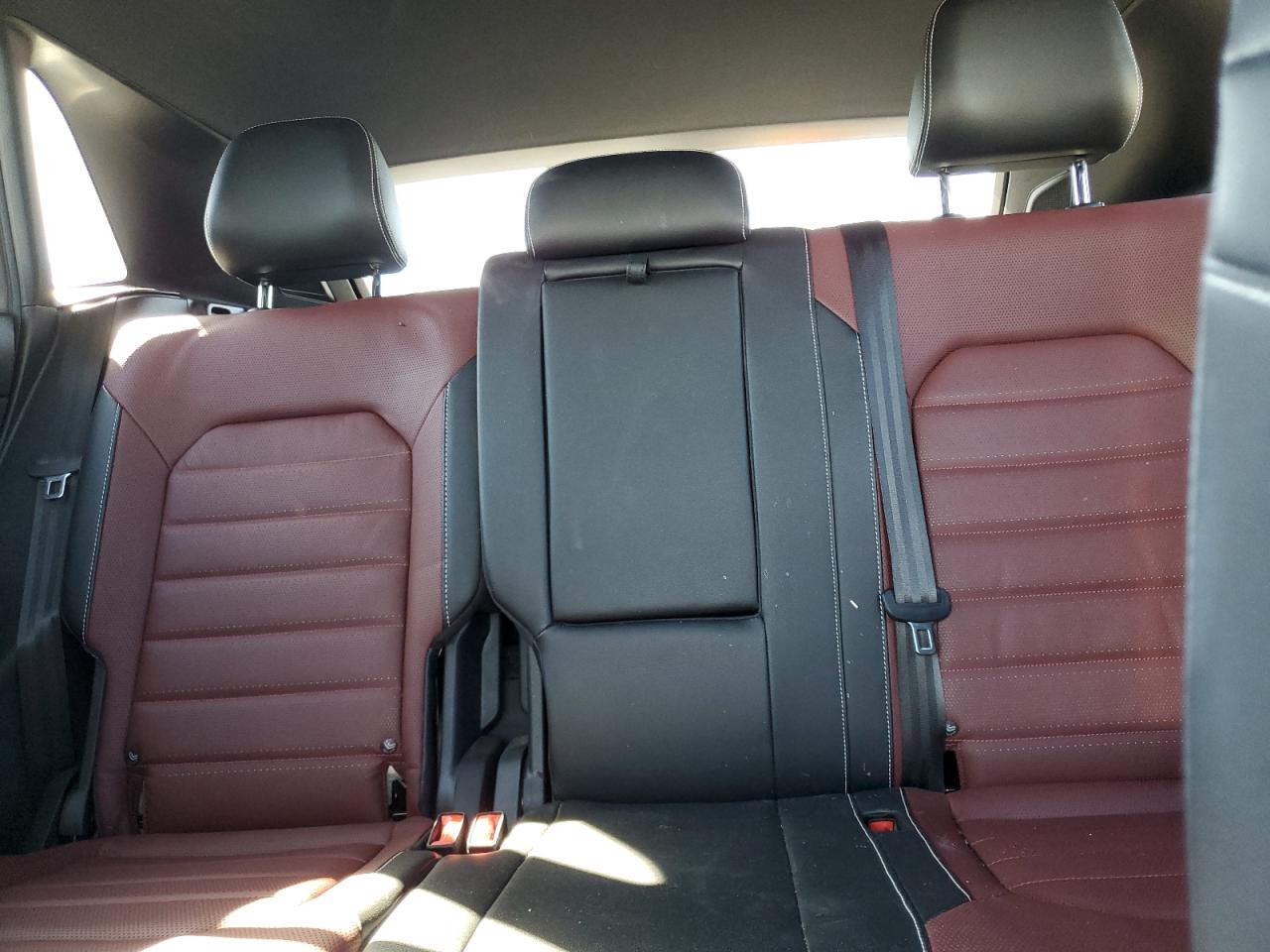 2022 Volkswagen Atlas Cross Sport Sel Premium R-Line VIN: 1V2FE2CA6NC215737 Lot: 89704955