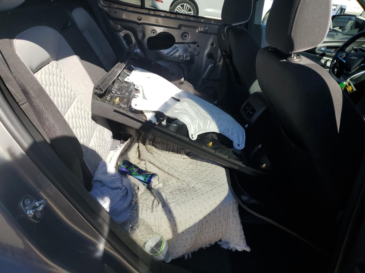 2018 Chevrolet Equinox Premier VIN: 2GNAXVEV5J6281956 Lot: 86134965