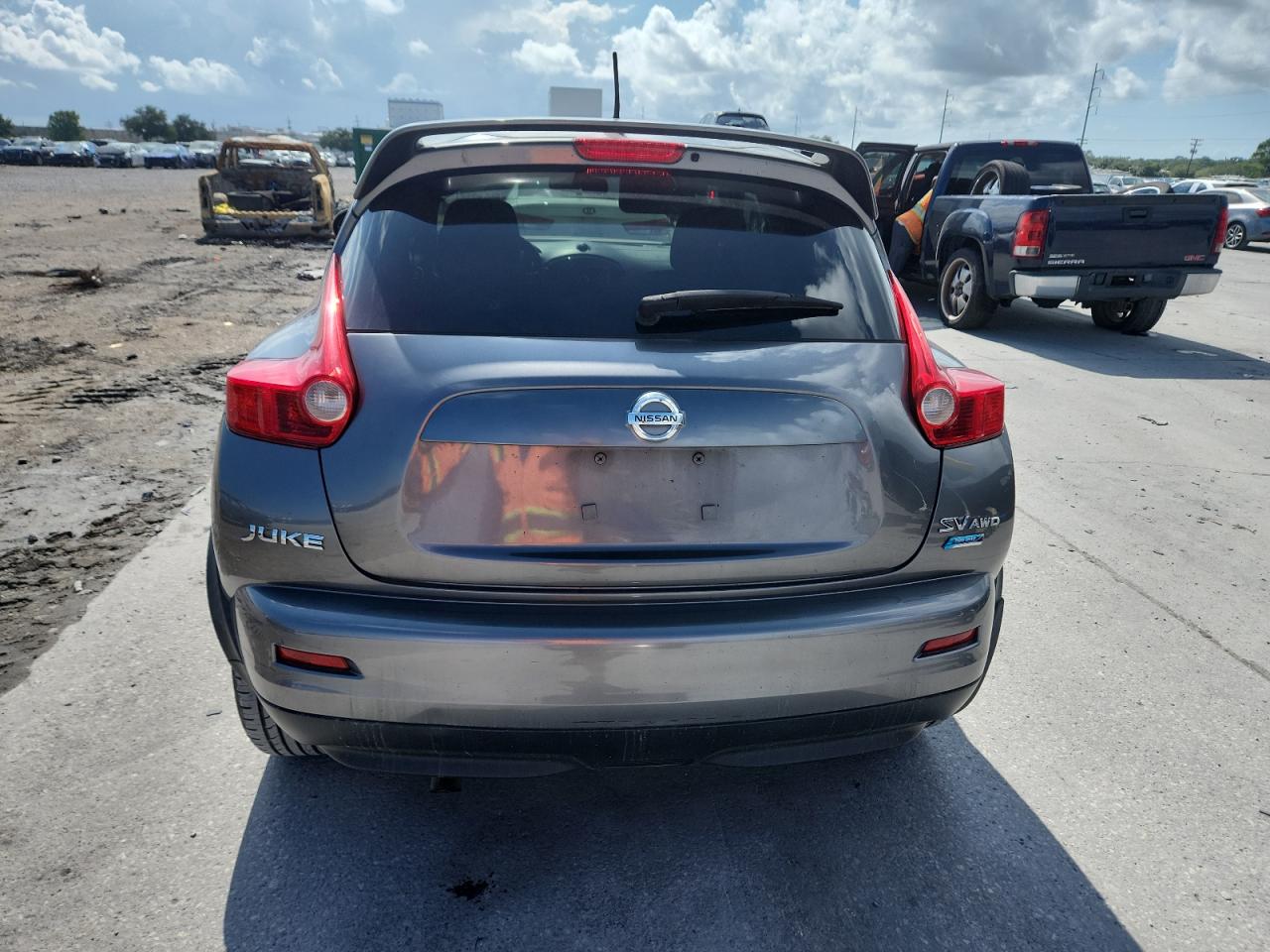 2014 Nissan Juke S VIN: JN8AF5MV8ET363680 Lot: 85729975