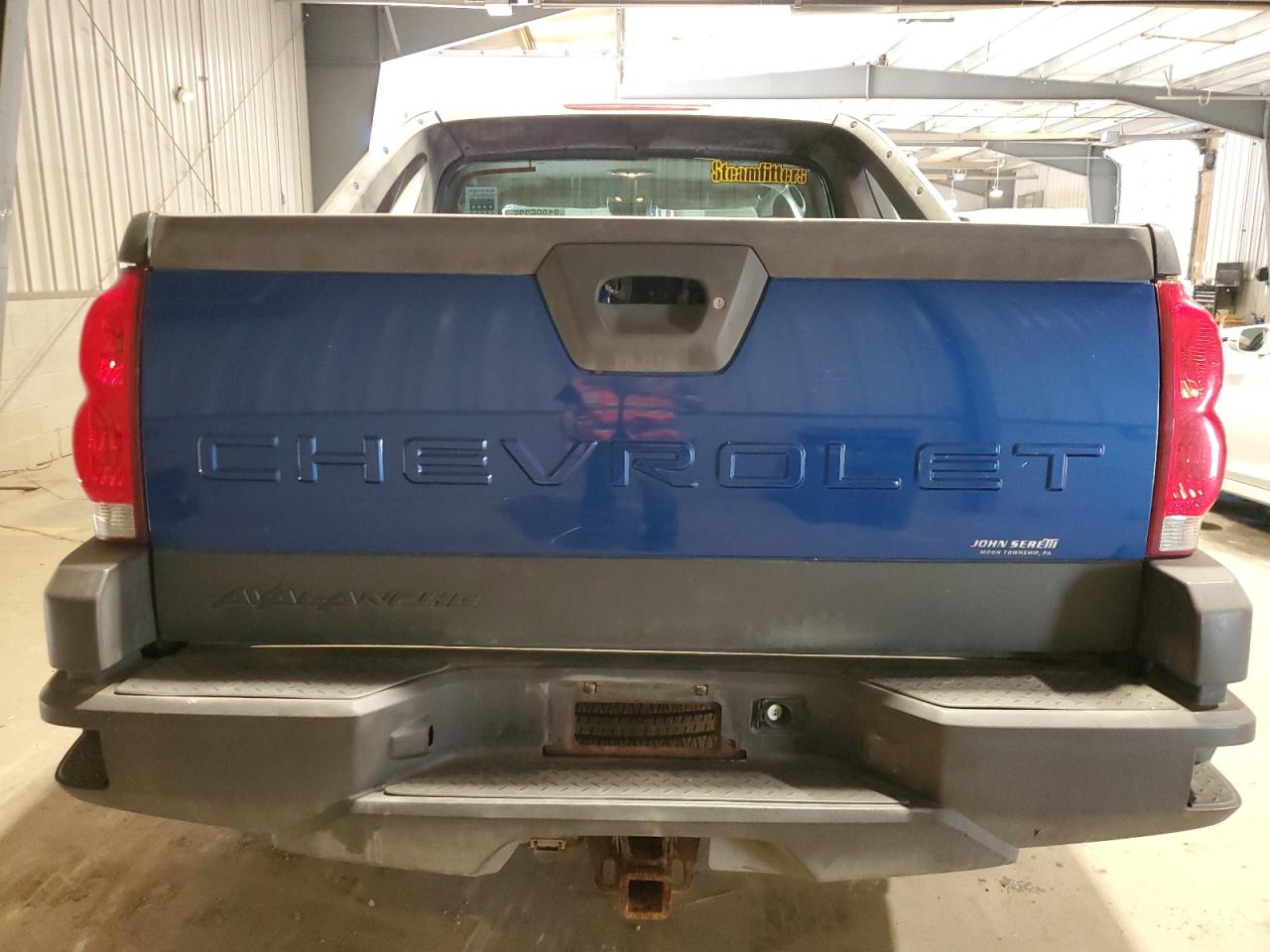 2004 Chevrolet Avalanche K1500 VIN: 3GNEK12T84G154672 Lot: 81995225